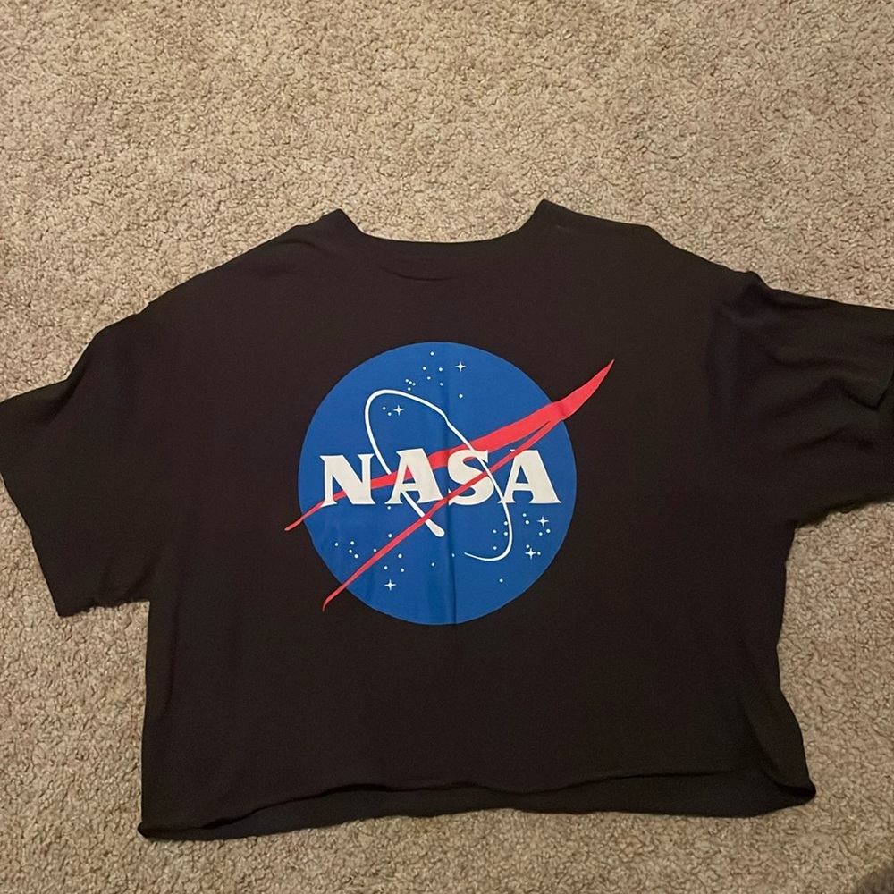 Graphic T
